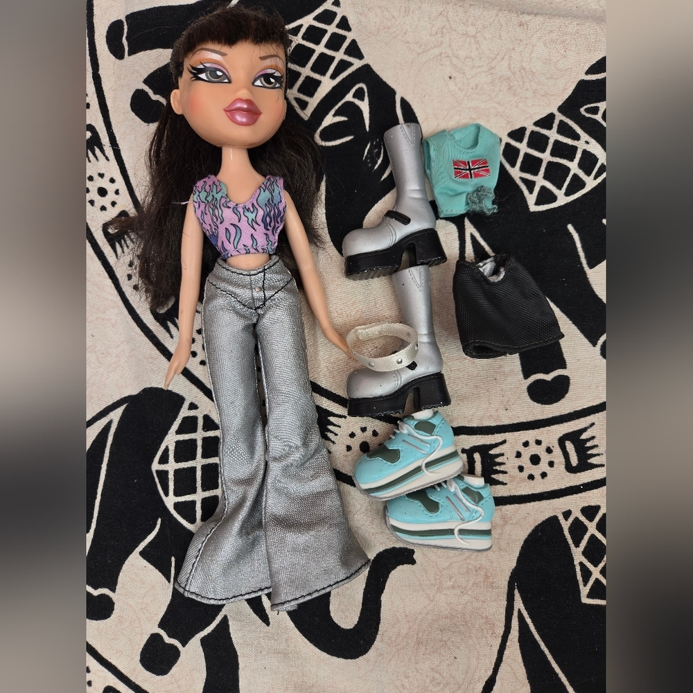 Bratzt Flaunt It Jade